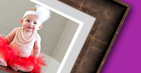 Enlarge photos to canvas with custom picture framing